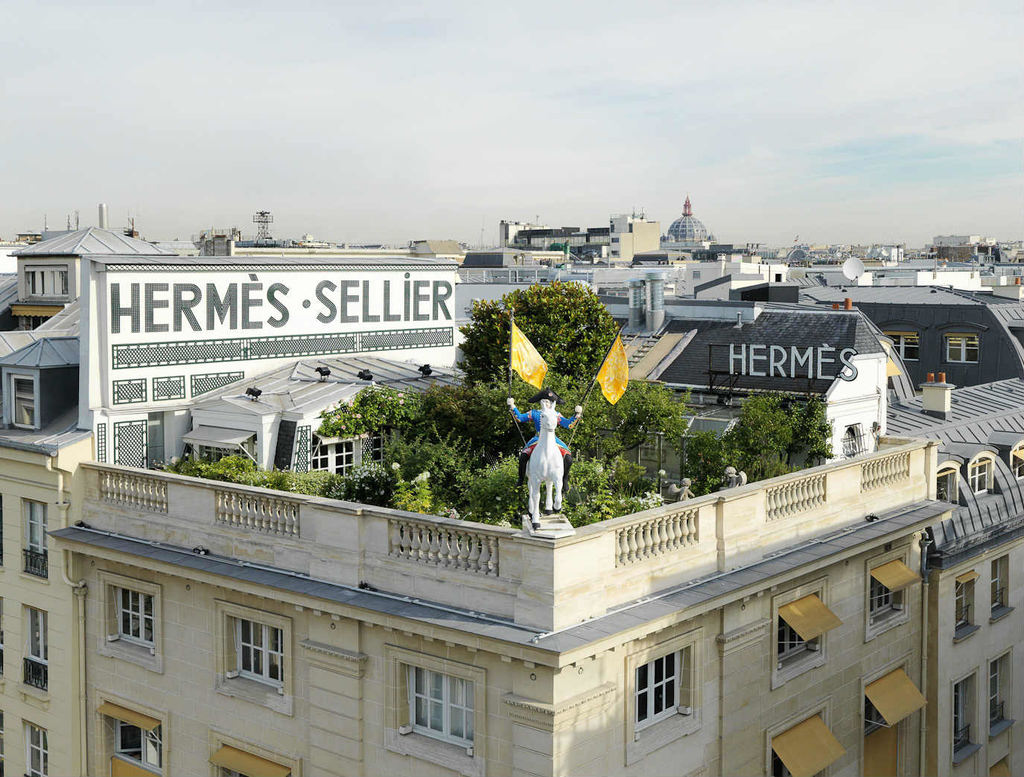 hermes-paris-faubourg-saint-honore-shopping.jpg